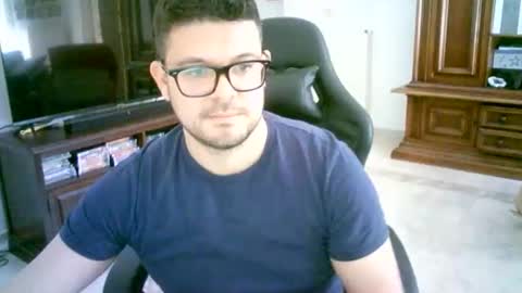 Snapshot of dartvader95 chatting on 18, 5, 2026 dartvader95 online show from 18, 5, 2026
