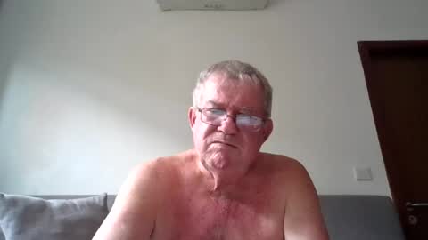 Snapshot of darwincock chatting on 22, 6, 2026 darwincock online show from 22, 6, 2026