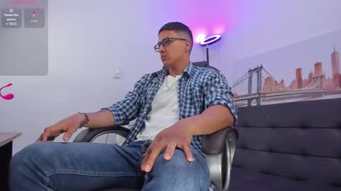 Snapshot of dash_bukoski chatting on 29, 9, 2025 Dash online show from 29, 9, 2025