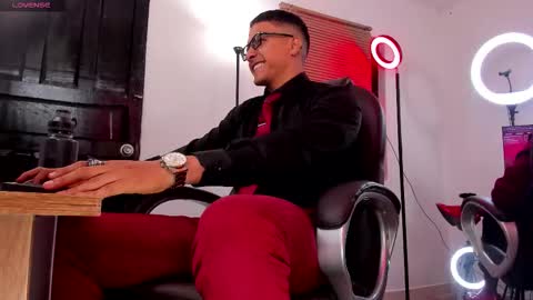 Snapshot of dash_bukoski chatting on 4, 10, 2025 Dash online show from 4, 10, 2025