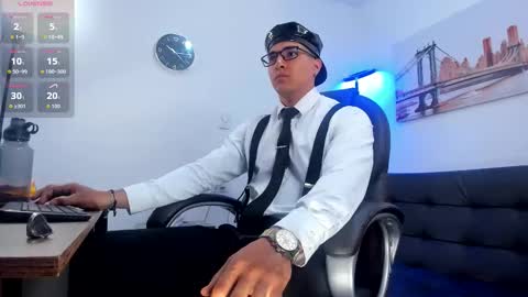 Snapshot of dash_bukoski chatting on 7, 10, 2025 Dash online show from 7, 10, 2025