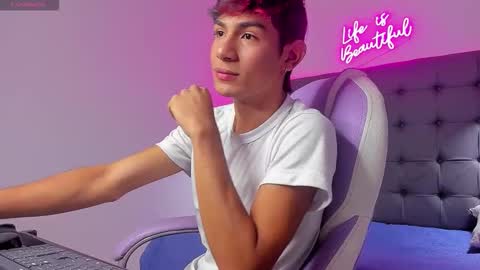 angel online show from 30, 11, 2025