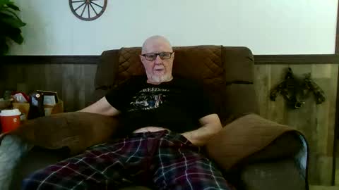 dave571960 online show from 6, 4, 2026