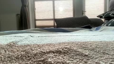 dave76b online show from 14, 2, 2025