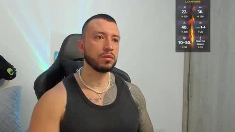 Snapshot of dave_max93 chatting on 17, 10, 2025 DAVE MAX online show from 17, 10, 2025