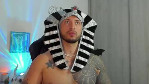 Snapshot of dave_max93 chatting on 31, 10, 2025 DAVE MAX online show from 31, 10, 2025