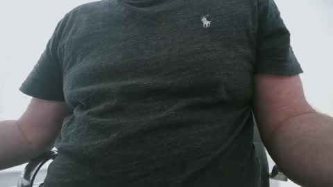 davesu12345 online show from 14, 4, 2026