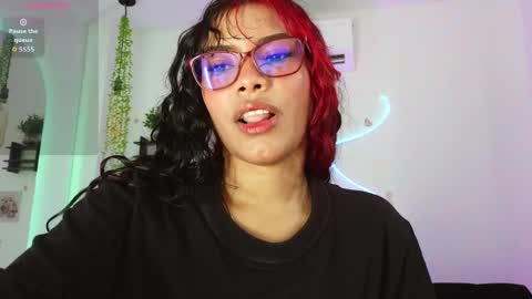 Snapshot of daviana_hill_ chatting on 1, 4, 2026 Davi online show from 1, 4, 2026