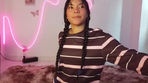 Snapshot of daviana_hill_ chatting on 30, 4, 2026 Davi online show from 30, 4, 2026