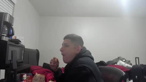 Snapshot of david089613 chatting on 21, 4, 2026 david089613 online show from 21, 4, 2026