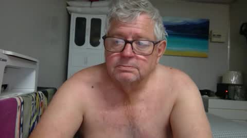 Snapshot of david290356 chatting on 21, 4, 2026 david290356 online show from 21, 4, 2026