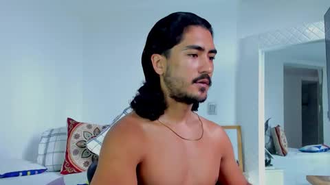 Snapshot of david_johnson372 chatting on 20, 10, 2025 Hey im David that loves to explore and speak their fantasies. Very open talktative and nice. Feel free to chat with me online show from 20, 10, 2025