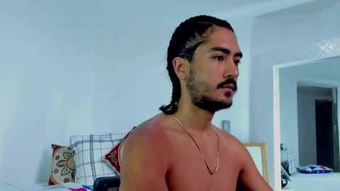 Snapshot of david_johnson372 chatting on 22, 10, 2025 Hey im David that loves to explore and speak their fantasies. Very open talktative and nice. Feel free to chat with me online show from 22, 10, 2025