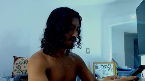 Snapshot of david_johnson372 chatting on 11, 11, 2025 Hey im David that loves to explore and speak their fantasies. Very open talktative and nice. Feel free to chat with me online show from 11, 11, 2025