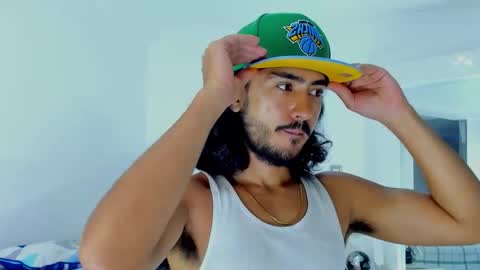 Snapshot of david_johnson372 chatting on 23, 11, 2025 Hey im David that loves to explore and speak their fantasies. Very open talktative and nice. Feel free to chat with me online show from 23, 11, 2025