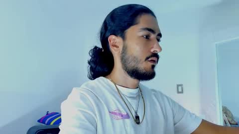 Snapshot of david_johnson372 chatting on 30, 11, 2025 Hey im David that loves to explore and speak their fantasies. Very open talktative and nice. Feel free to chat with me online show from 30, 11, 2025