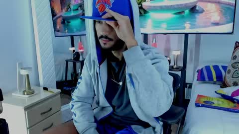 Hey im David that loves to explore and speak their fantasies. Very open talktative and nice. Feel free to chat with me online show from 17, 4, 2026