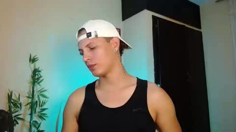 Snapshot of david_neill chatting on 23, 12, 2024 David Neill online show from 23, 12, 2024