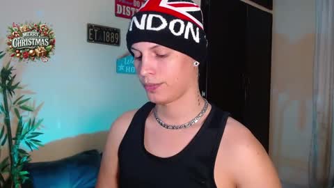 Snapshot of david_neill chatting on 29, 12, 2024 David Neill online show from 29, 12, 2024