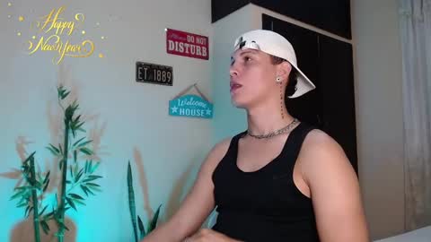 Snapshot of david_neill chatting on 3, 1, 2025 David Neill online show from 3, 1, 2025