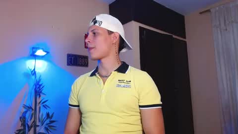 Snapshot of david_neill chatting on 9, 1, 2025 David Neill online show from 9, 1, 2025