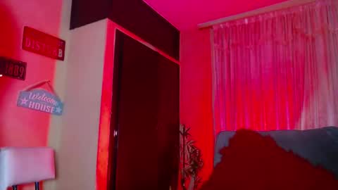 Snapshot of david_neill chatting on 12, 2, 2025 David Neill online show from 12, 2, 2025