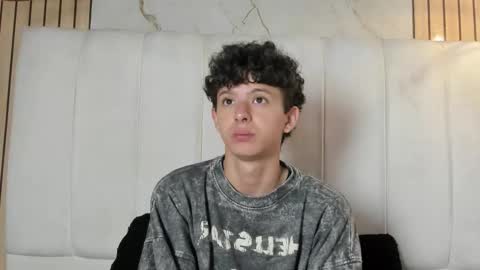 Snapshot of david_roy_ chatting on 19, 2, 2026 Roy online show from 19, 2, 2026