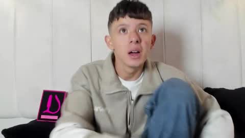 Snapshot of david_roy_ chatting on 27, 2, 2026 Roy online show from 27, 2, 2026