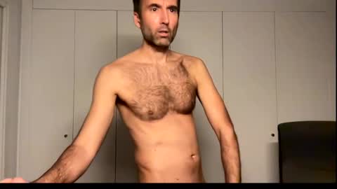 Snapshot of david_spanish chatting on 28, 12, 2024 David Cock online show from 28, 12, 2024