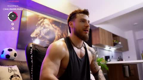 Snapshot of davidd_blake chatting on 22, 11, 2025 David Blakee online show from 22, 11, 2025