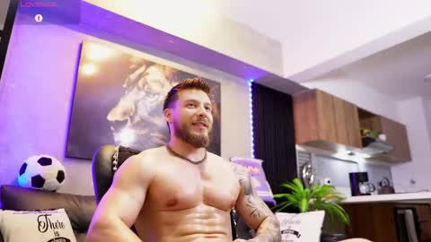 Snapshot of davidd_blake chatting on 23, 11, 2025 David Blakee online show from 23, 11, 2025