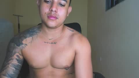 Snapshot of davidlenonn_ chatting on 28, 9, 2025 Lennon online show from 28, 9, 2025