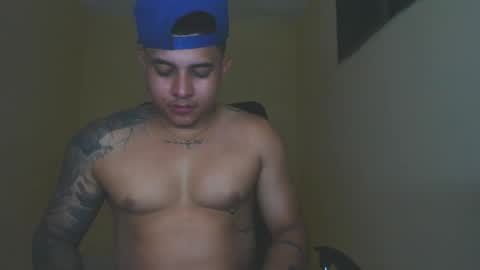 Snapshot of davidlenonn_ chatting on 5, 12, 2025 Lennon online show from 5, 12, 2025