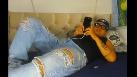 Snapshot of davidlenonn_ chatting on 13, 4, 2026 Lennon online show from 13, 4, 2026