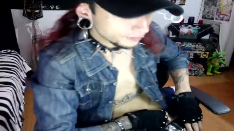   online show from 5, 1, 2025