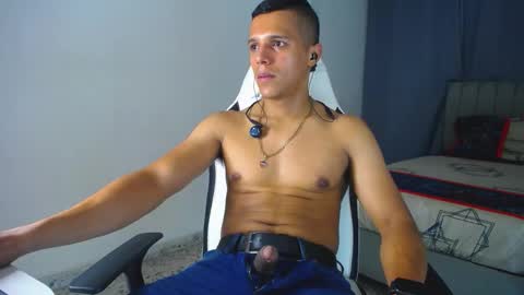 Snapshot of davisito7 chatting on 1, 10, 2025 David Angel online show from 1, 10, 2025