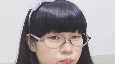 Snapshot of dawnlove22 chatting on 7, 4, 2026 Mita online show from 7, 4, 2026