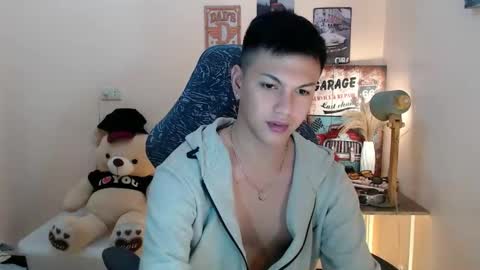 Snapshot of dax_x chatting on 17, 12, 2024 JC LOVER BOY online show from 17, 12, 2024