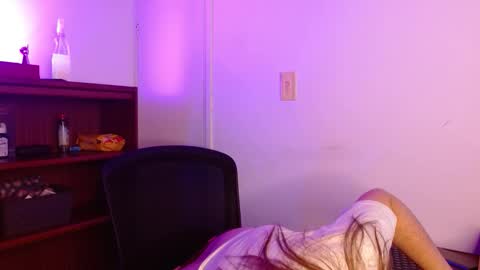 Snapshot of dayan_hanks chatting on 9, 4, 2026 dayan online show from 9, 4, 2026