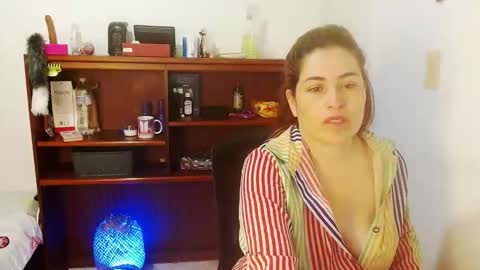 Snapshot of dayan_hanks chatting on 12, 4, 2026 dayan online show from 12, 4, 2026