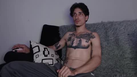 Snapshot of dazzayyy chatting on 13, 10, 2025 dazzayy online show from 13, 10, 2025