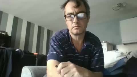 Snapshot of dazzill chatting on 16, 10, 2025 Dazzill online show from 16, 10, 2025