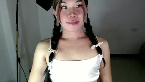 dazzzlingcarol online show from 17, 7, 2026