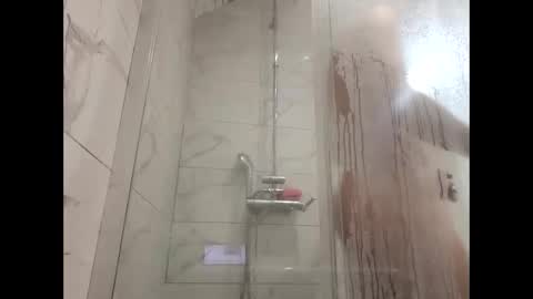 Snapshot of dckttr chatting on 25, 4, 2026 Dicktator online show from 25, 4, 2026