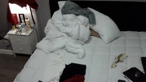 DCrush online show from 28, 2, 2025