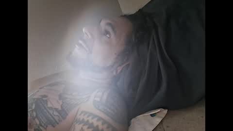 Snapshot of deadbirdink8o8 chatting on 4, 6, 2026 deadbirdink8o8 online show from 4, 6, 2026