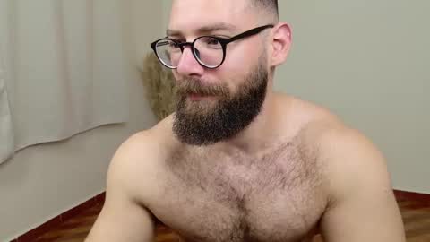 Snapshot of deanlek chatting on 13, 11, 2025 Dean online show from 13, 11, 2025