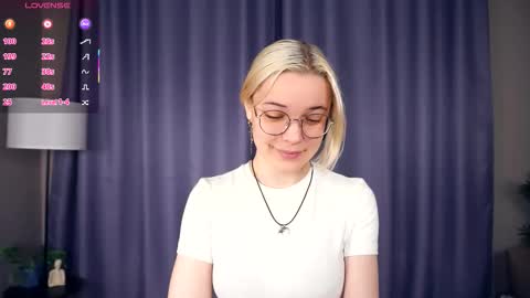 Snapshot of deannmaslen chatting on 4, 12, 2025 Charlie 18yo online show from 4, 12, 2025