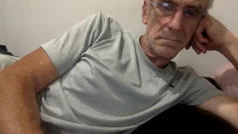 Snapshot of deanofflove221000 chatting on 19, 3, 2026 deanofflove221000 online show from 19, 3, 2026