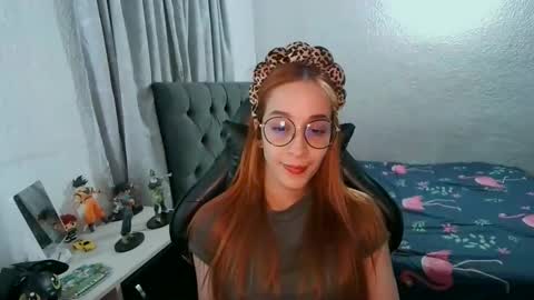 Snapshot of dear_juliet chatting on 25, 11, 2025 Juliet online show from 25, 11, 2025